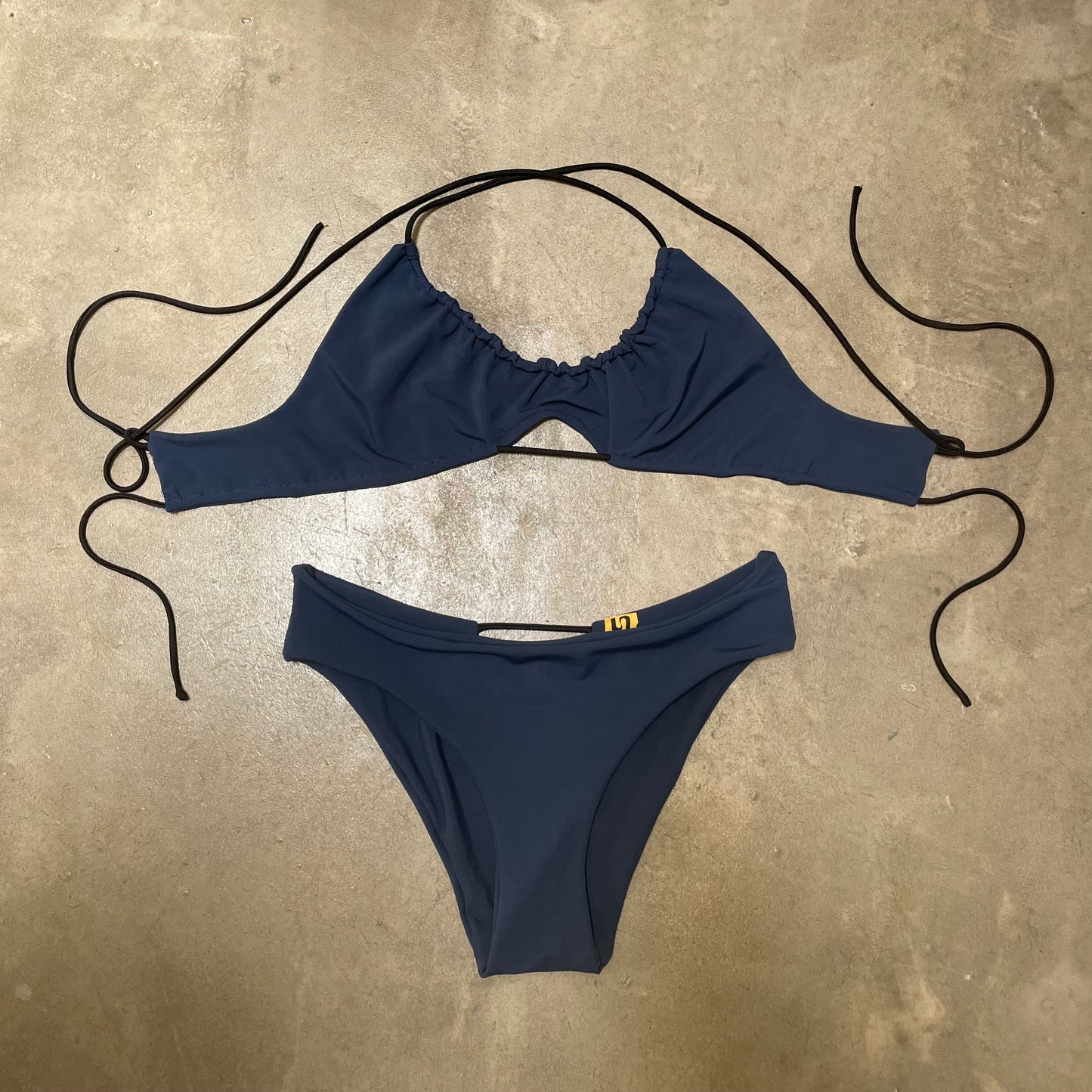 BIKINI / SIZE 2