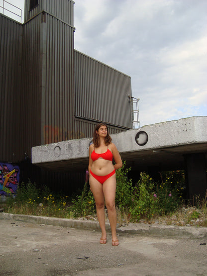 PEEKABOO BIKINI /LYCRA